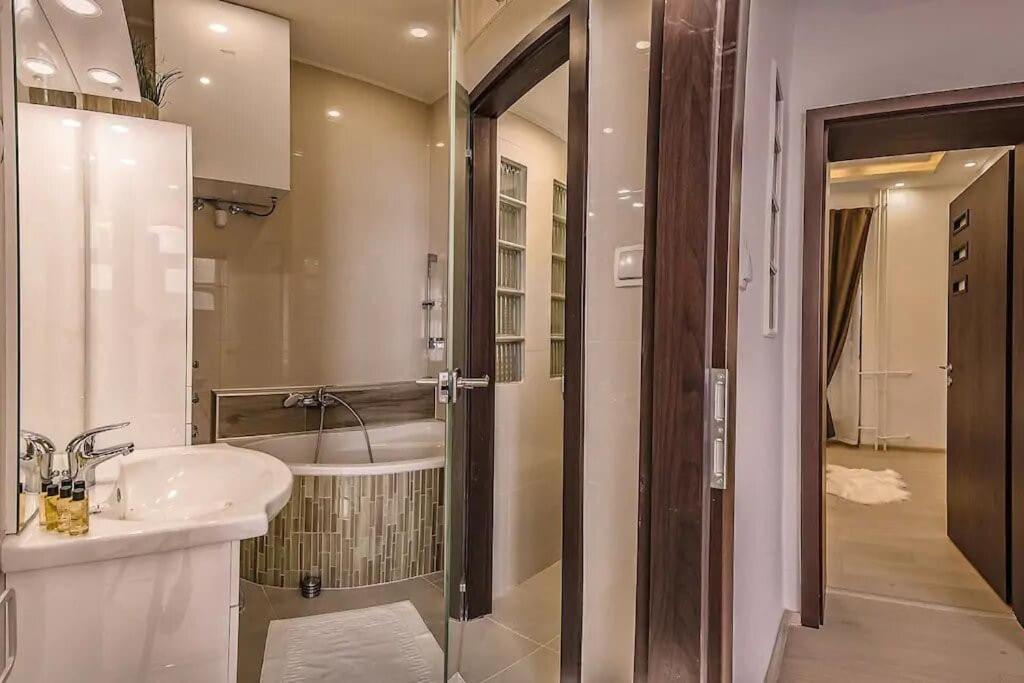 Szechenyi Renovated 2Br At Danube River Budapest Kültér fotó